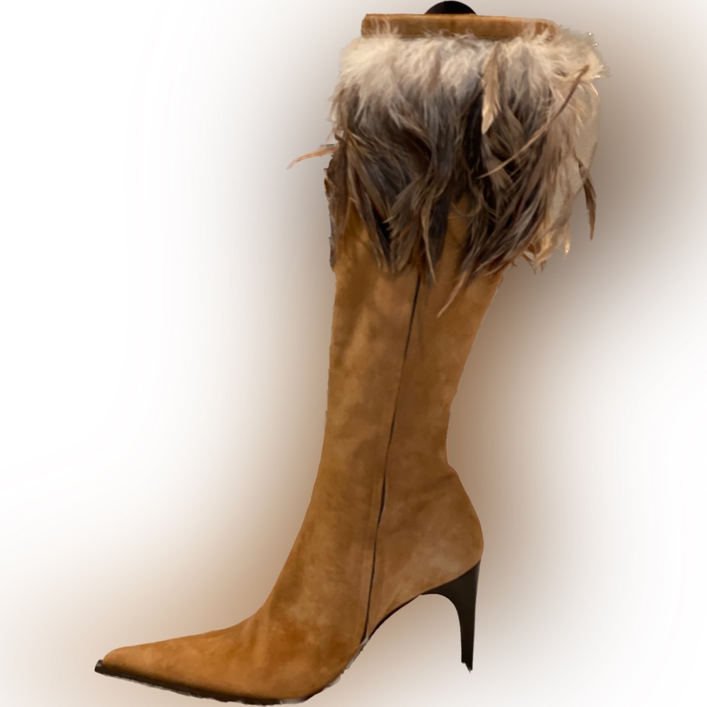 Rare & Unique Find! SUPER sexy Italian SOHO suede and fur boots. Worn only once!